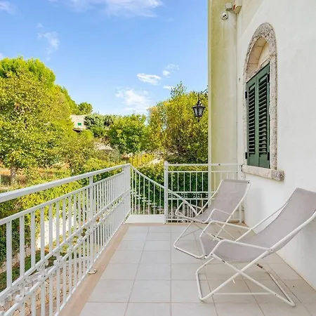 Villa Vittoria B&B-3